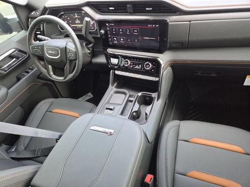 New 2026 GMC Sierra 2500 AT4 w/ AT4 Premium Plus Package AWD/4WD image 28