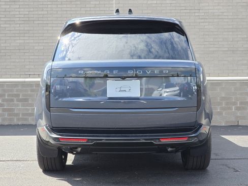 New 2025 Land Rover Range Rover SE image 40