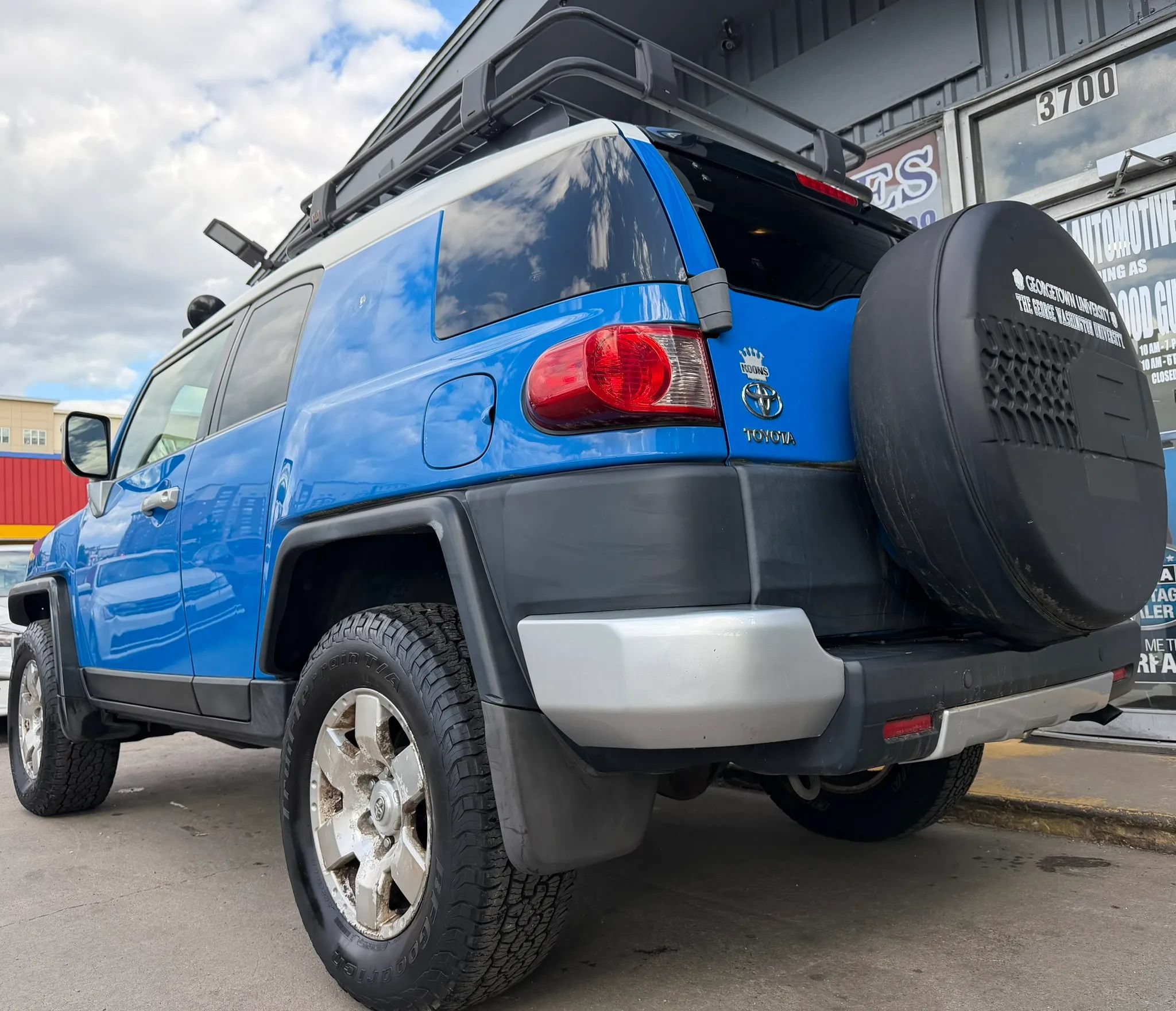 Used 2007 Toyota FJ Cruiser 4WD w/ Upgrade Pkg 1 image 5