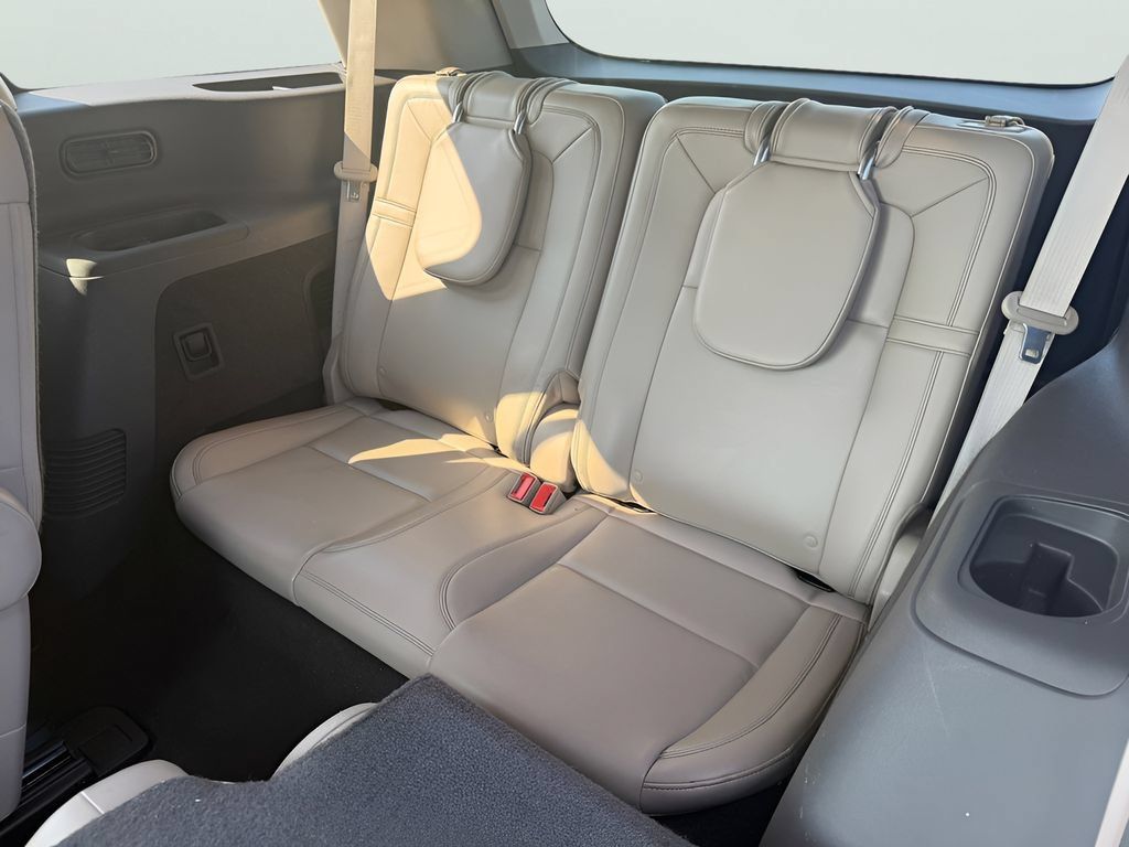 Used 2020 Lincoln Aviator Reserve w/ Equipment Group 201A RWD image 26