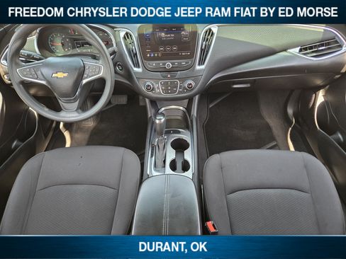 Used 2019 Chevrolet Malibu LT FWD image 19