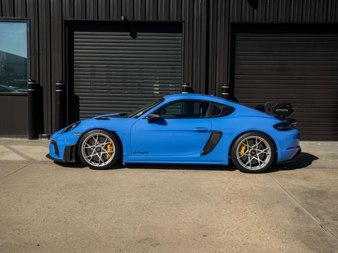 Certified 2023 Porsche 718 Cayman GT4 RS image 2