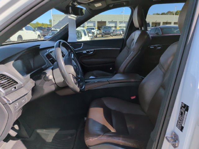 Used 2020 Volvo XC90 T6 Momentum AWD/4WD image 13