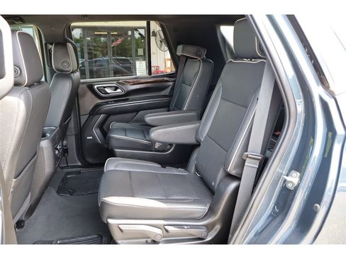 Used 2021 Chevrolet Tahoe Premier AWD/4WD image 24