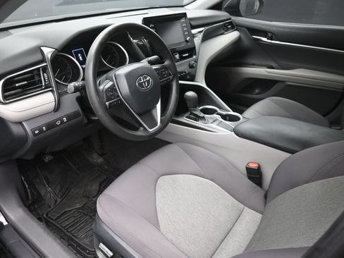 Used 2023 Toyota Camry LE FWD image 18