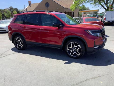 Used 2023 Honda Passport Elite image 9