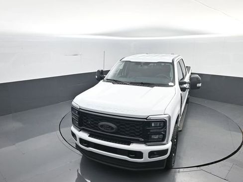 New 2026 Ford F350 Lariat w/ Black Appearance Package image 18