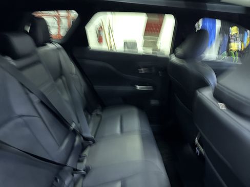 New 2026 Toyota Crown Signia AWD/4WD image 29