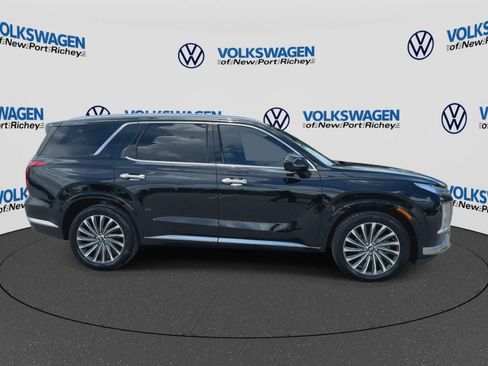 Used 2024 Hyundai Palisade Calligraphy FWD image 9