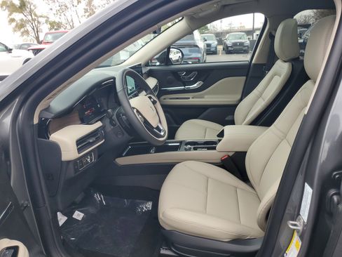 New 2026 Lincoln Corsair Reserve w/ Jet Appearance Package image 12