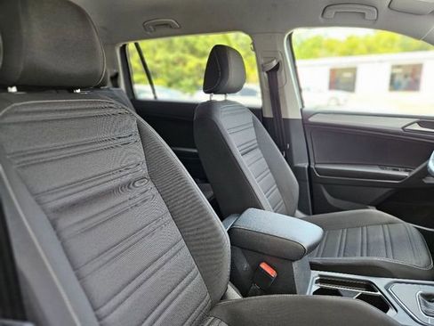 Used 2024 Volkswagen Tiguan S image 14