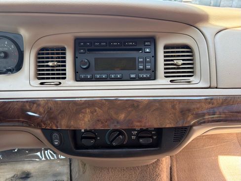 Used 2008 Mercury Grand Marquis GS RWD image 34