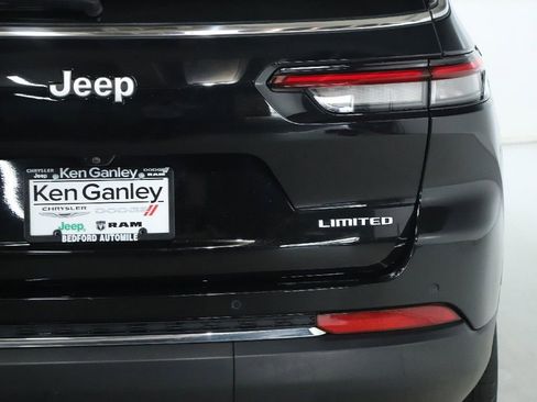 Used 2024 Jeep Grand Cherokee L Limited w/ Luxury Tech Group II image 47