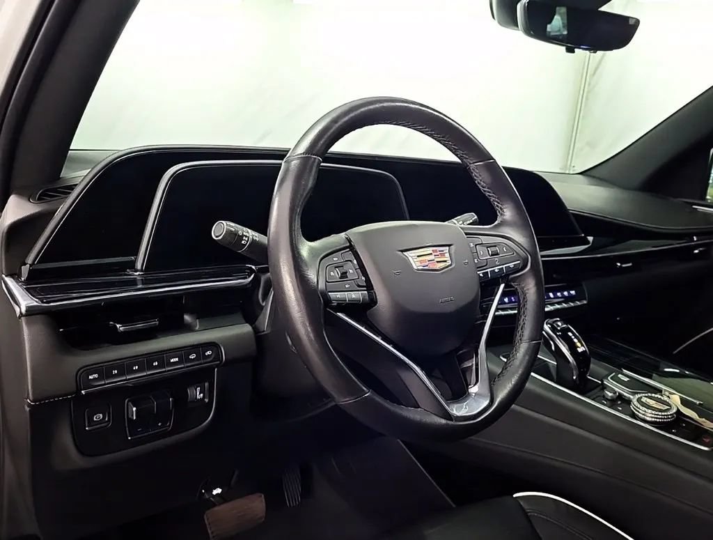 Used 2021 Cadillac Escalade Sport w/ Driver Assist Tech Package AWD/4WD image 22