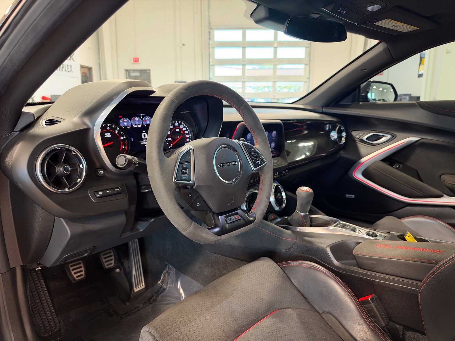 Used 2019 Chevrolet Camaro ZL1 RWD image 24