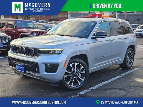 Used 2022 Jeep Grand Cherokee Overland w/ Luxury Tech Group IV image 1