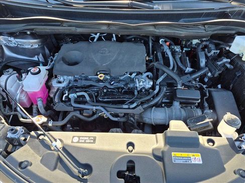 Certified 2023 Toyota Sienna XLE w/ XLE Plus Package FWD image 22