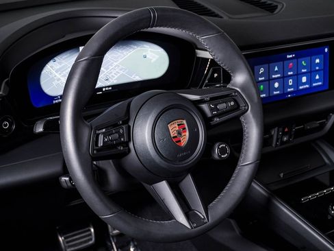 Certified 2025 Porsche Macan 4S Electric image 17