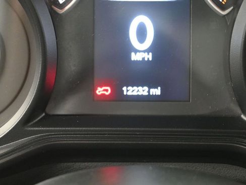 Used 2024 Jeep Wrangler Sport S image 37