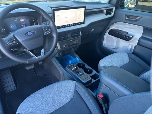 New 2025 Ford Maverick XLT w/ XLT Luxury Package image 18