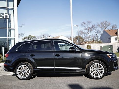 Used 2025 Audi Q7 3.0T Premium Plus image 4