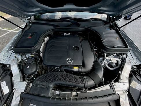 Used 2021 Mercedes-Benz GLC 300 4MATIC image 31