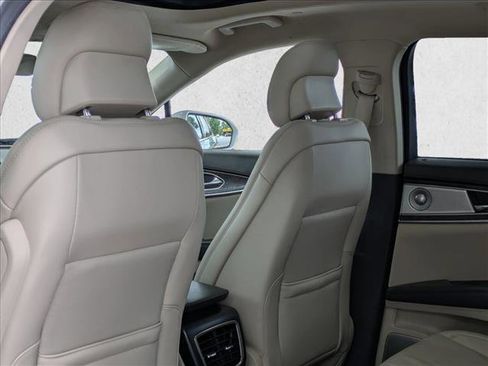 Used 2019 Lincoln Nautilus Reserve w/ Ultimate Package image 20