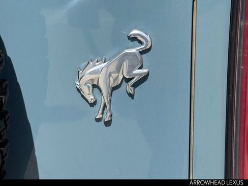 Used 2022 Ford Bronco Badlands image 33