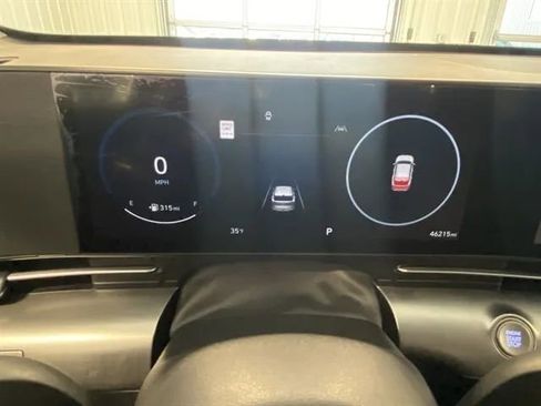 Used 2024 Hyundai Kona Limited image 28