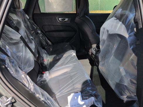 New 2026 Volvo XC60 B5 Ultra w/ Protection Package Premier image 19