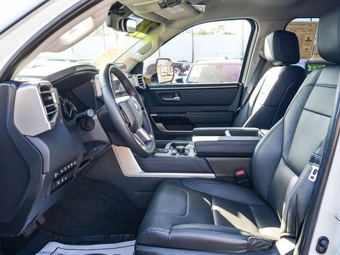 Used 2023 Toyota Tundra Limited w/ Power Package AWD/4WD image 18