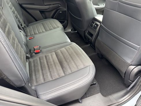 New 2025 Mitsubishi Outlander AWD image 29