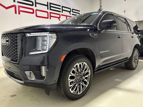 Used 2023 GMC Yukon Denali Ultimate AWD/4WD image 2