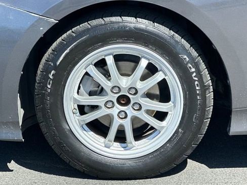 Used 2016 Toyota Prius Three FWD image 29