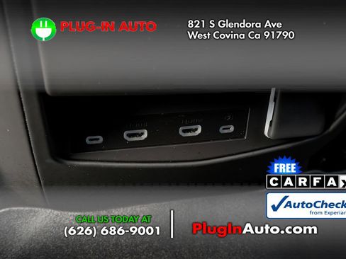 Used 2024 Cadillac Escalade ESV Sport Platinum w/ Heavy-Duty Trailer Package image 10