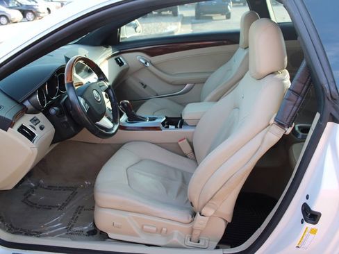Used 2011 Cadillac CTS Premium image 14