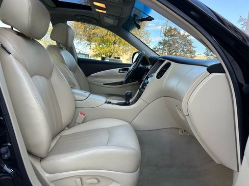 Used 2017 INFINITI QX50 2WD image 23