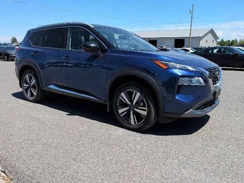 Used 2023 Nissan Rogue SL w/ SL Premium Package AWD/4WD image 2