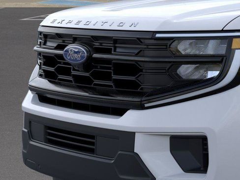 New 2026 Ford Expedition Active RWD image 17