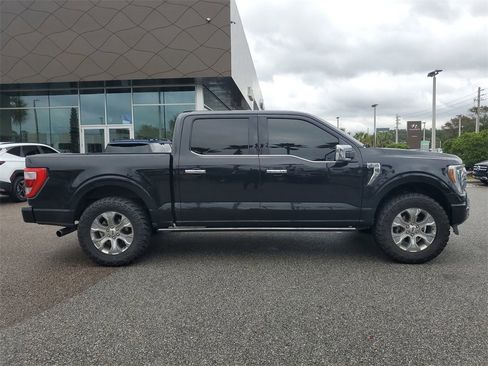 Used 2023 Ford F150 Platinum image 4