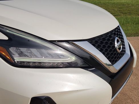 Used 2021 Nissan Murano S FWD image 12