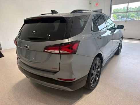 Used 2024 Chevrolet Equinox RS w/ LPO, Floor Liner Package FWD image 5