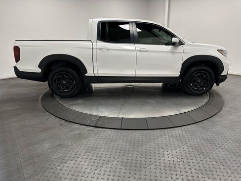 Certified 2025 Honda Ridgeline RTL+ image 15