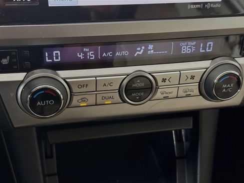 Used 2017 Subaru Outback 2.5i Limited image 18