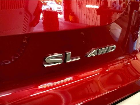 Used 2023 Nissan Pathfinder SL image 31