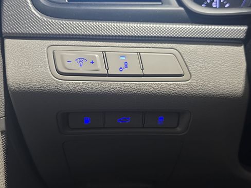 Used 2018 Hyundai Sonata SE FWD image 24