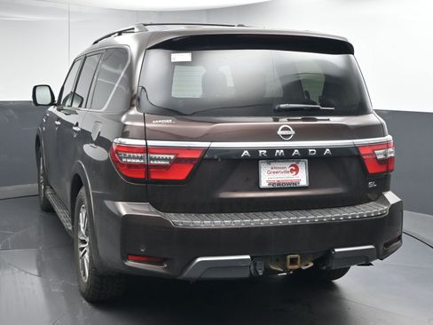 Used 2021 Nissan Armada SL w/ Captain's Chairs Package image 7