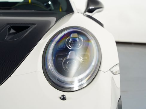 Used 2019 Porsche 911 GT2 RS image 33