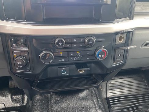 Certified 2023 Ford F250 XL w/ XL Driver Assist Package AWD/4WD image 17