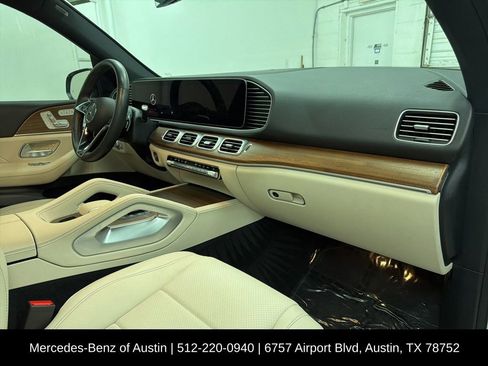 Used 2024 Mercedes-Benz GLE 450 4MATIC image 29